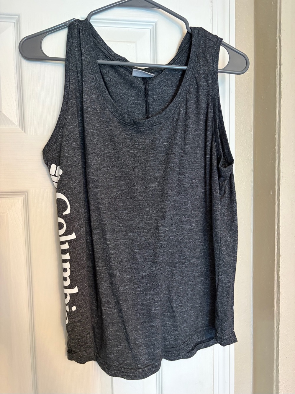 Lot of 2 Columbia Women’s tank tops